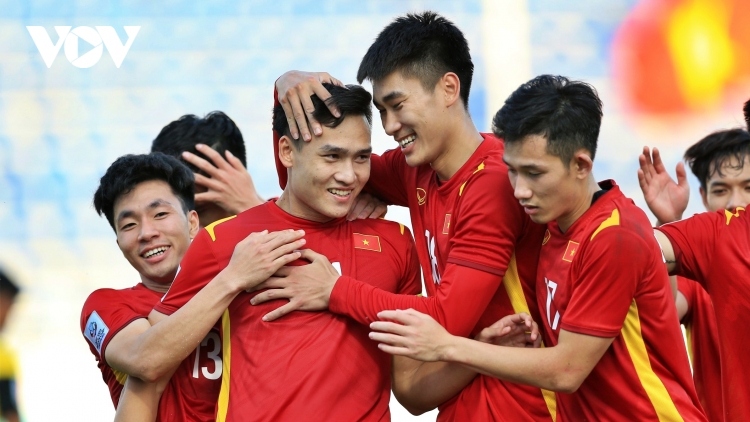 Vietnam beat Malaysia to advance to U23 Asian Cup quarter-finals
